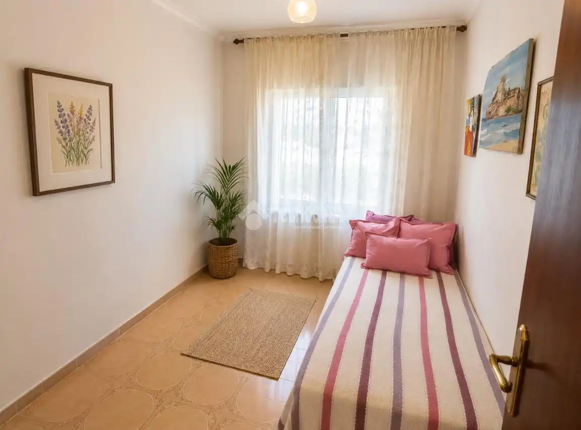 Habitación de Piso en venta en Zaragoza con Calefacción