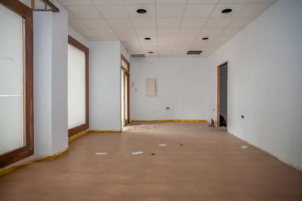 Local comercial en venda a Calle Peral 2, imagen 9