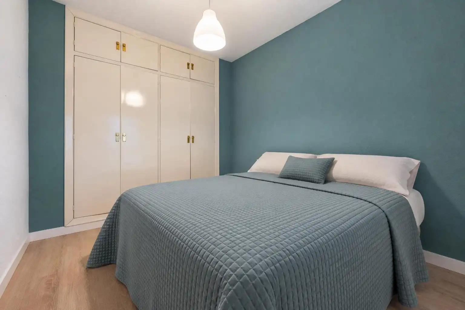 Schlafzimmer von Wohnung zur Miete in Madrid mit Heizung und Terrasse