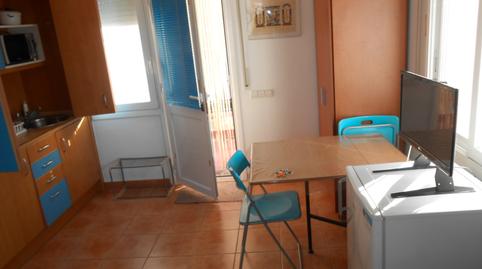 Foto 4 de Estudio de alquiler en Carrer del Pintor Pradilla, La Font d'en Fargues, Barcelona
