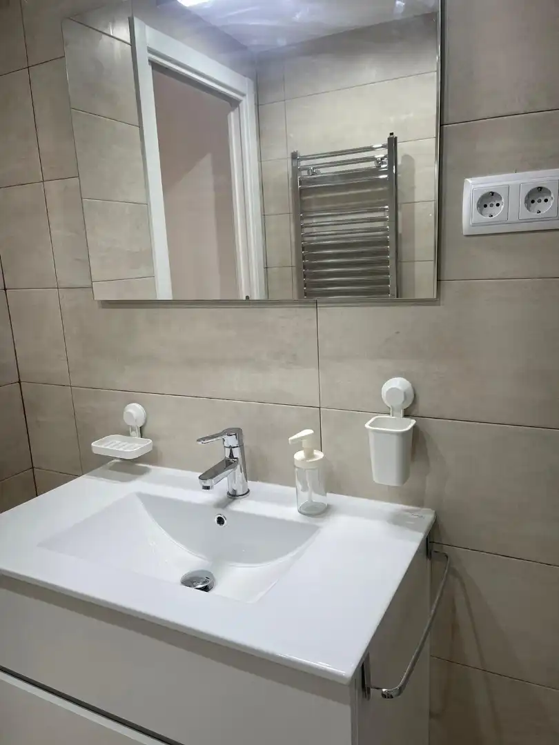 Flat for rent in Calle de Rafael Herrera, 11, Castilla