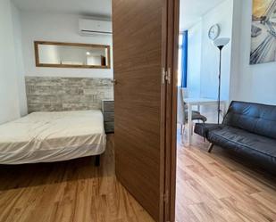 Bedroom of Flat to rent in Benalmádena  with Air Conditioner