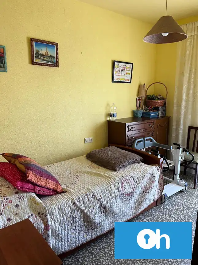 Piso en venta en Calle Camilo José Cela , Bellavista