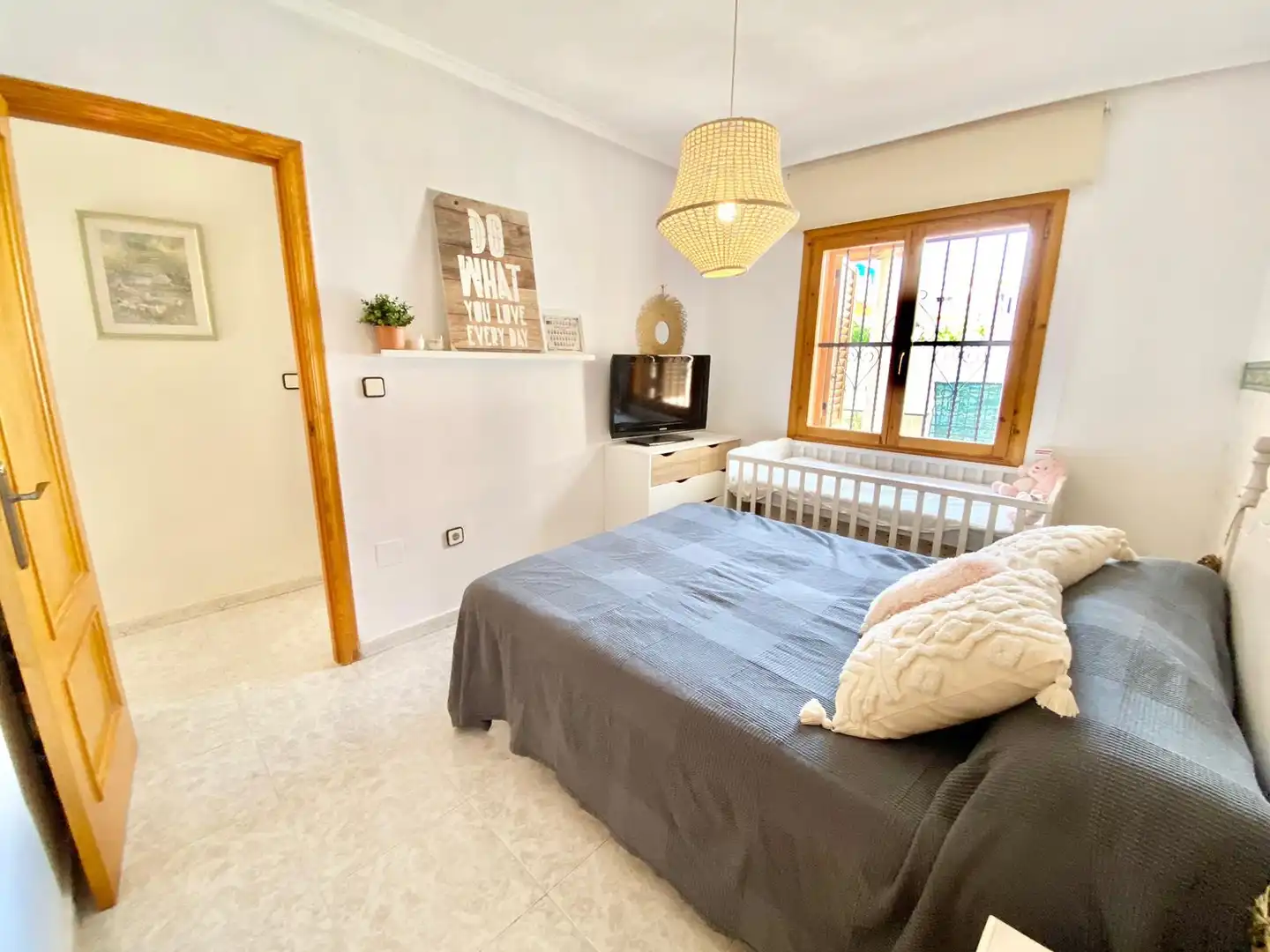 Habitación de Casa o chalet de alquiler en Torrevieja con Aire acondicionado, Calefacción y Jardín privado
