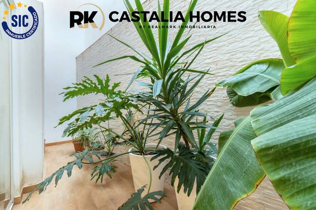 Casa adosada en Venta en Carrer de Núñez de Arce, 32 en Casco Histórico