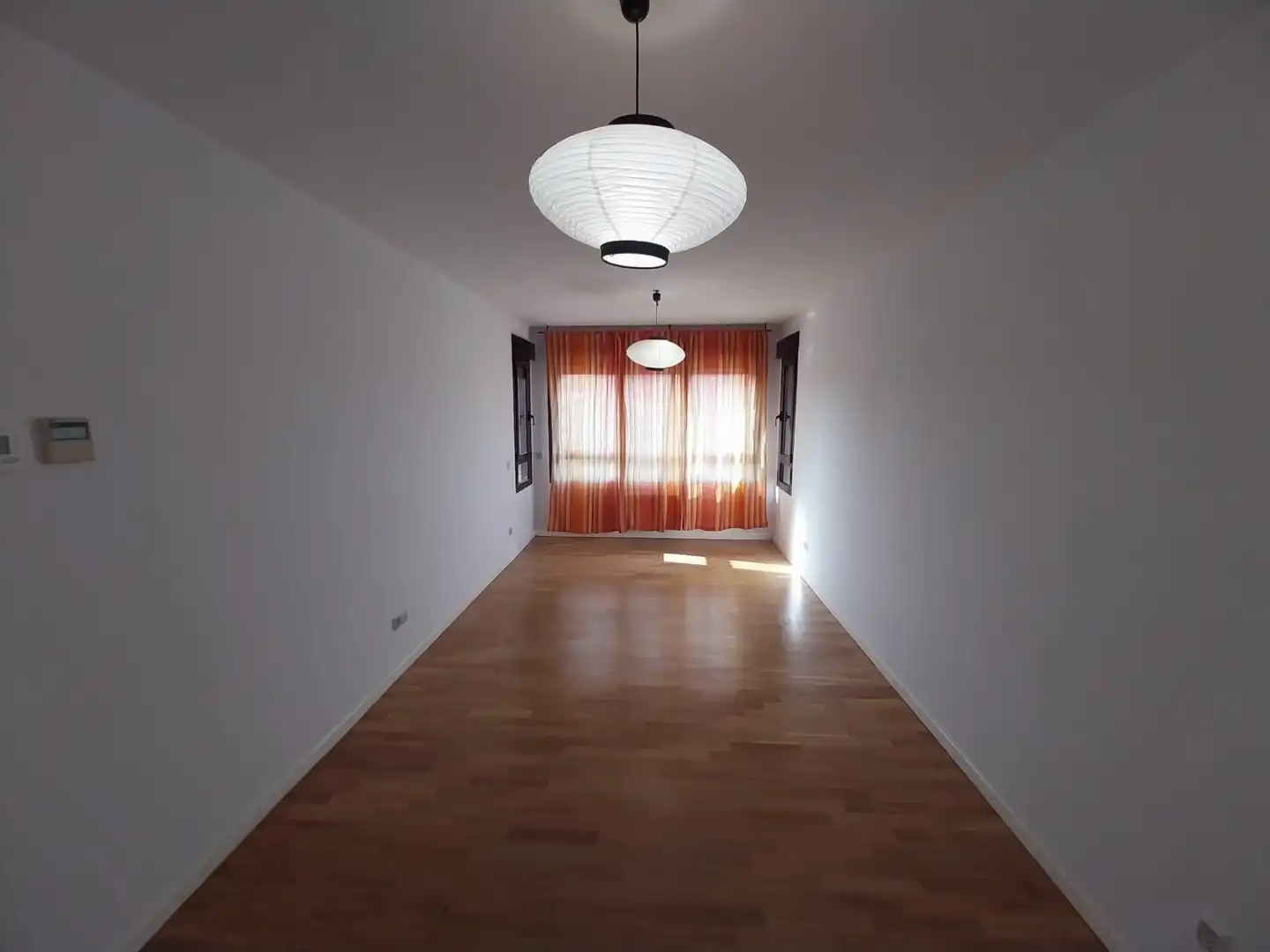Flat for rent in Paseo de la Chopera, Centro