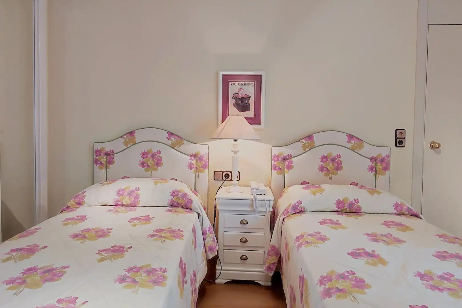 Bedroom of Houses for sale in L'Eliana  with Air Conditioner, Heating and Private garden