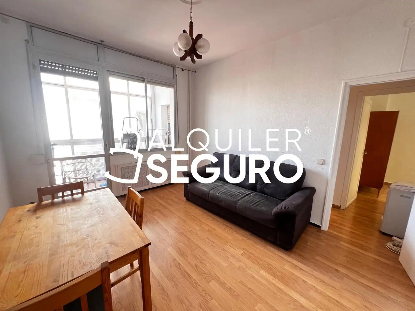 Habitación de Piso de alquiler en Madrid con Calefacción, Terraza y Amueblado