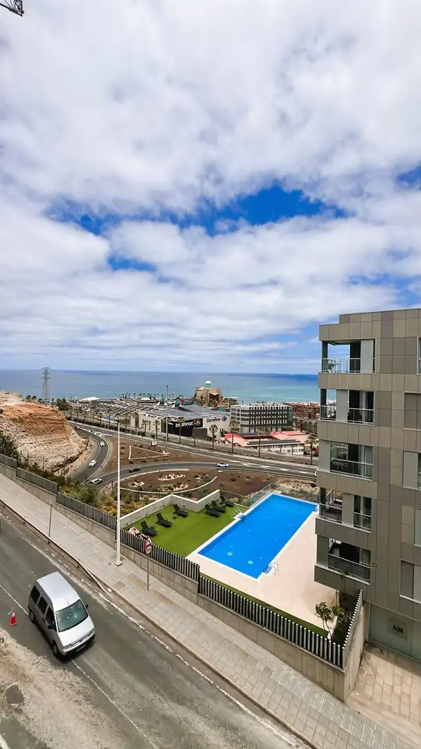 Vista exterior de Pis de lloguer en Las Palmas de Gran Canaria amb Terrassa, Traster i Piscina comunitària