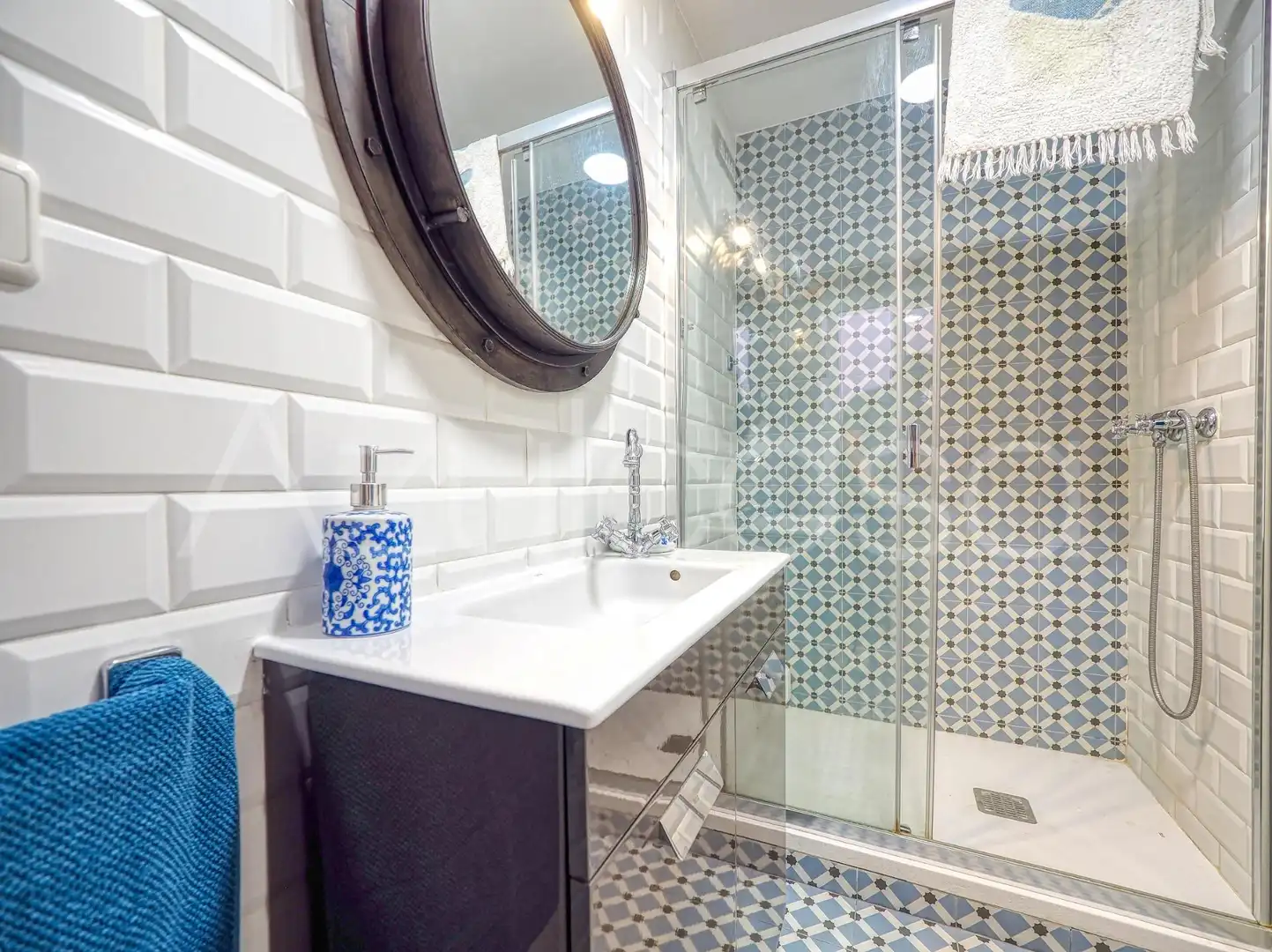 Bathroom of Flat for sale in Alicante / Alacant  with Air Conditioner, Heating and Terrace