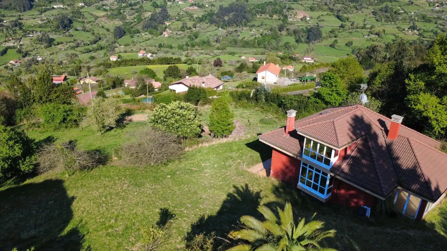 Vista exterior de Casa o chalet en venta en Gijón  con Calefacción, Terraza y Trastero