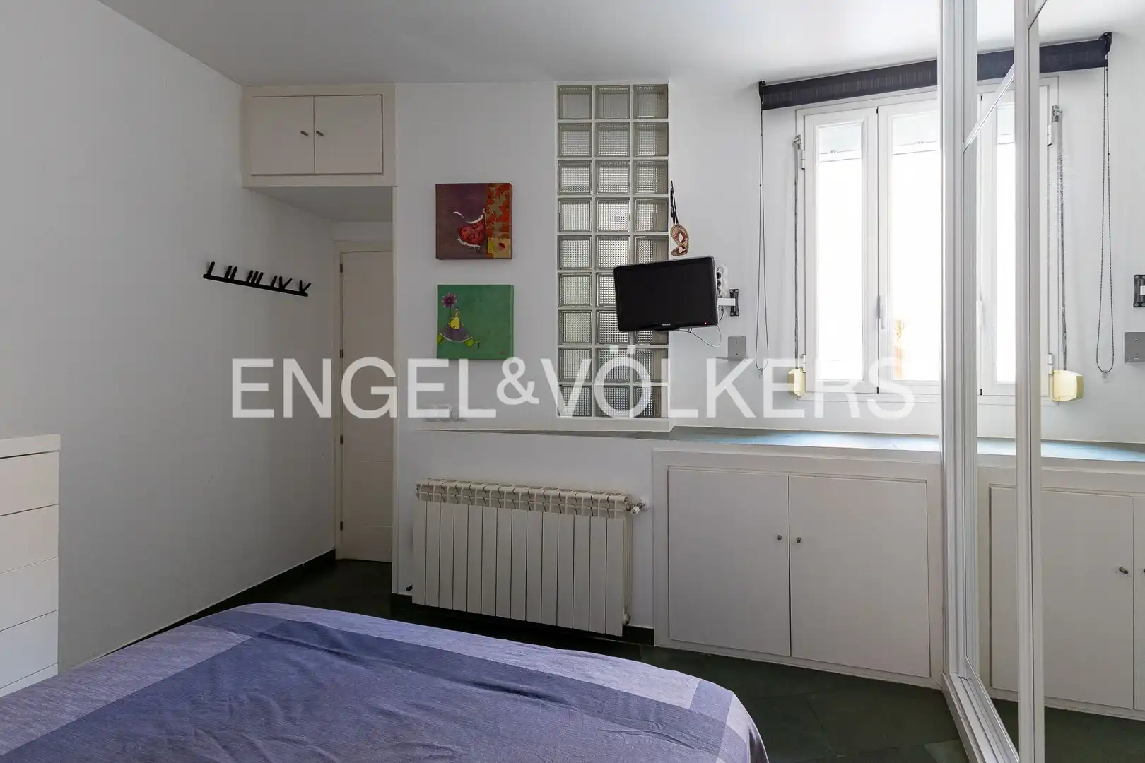 Schlafzimmer von Wohnung zur Miete in Madrid mit Klimaanlage, Heizung und Möbliert