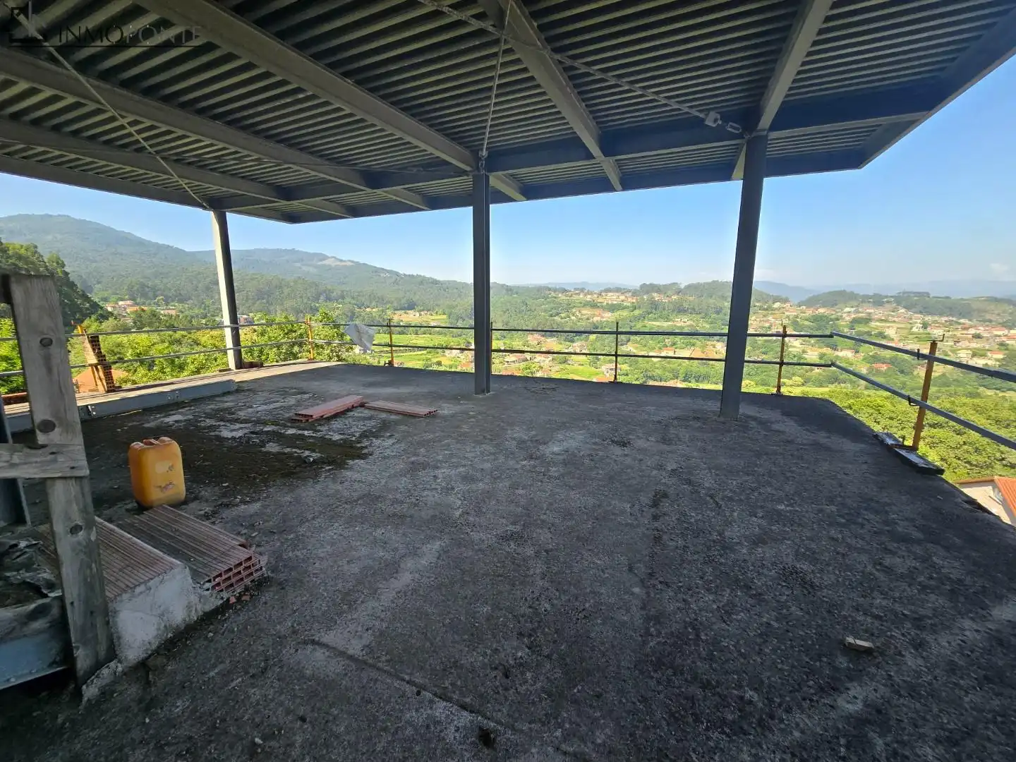 Terrassa de Casa o xalet en venda en Vilaboa amb Jardí privat