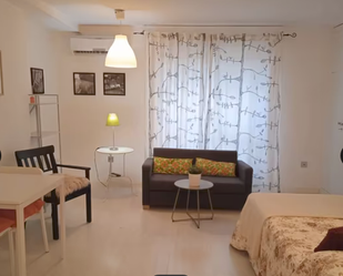 Sala d'estar de Apartament en venda en  Granada Capital amb Aire condicionat