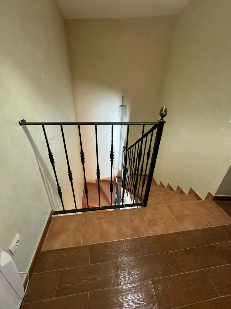 Detached homes for sale in Alocén  with Heating, Storage room and Balcony