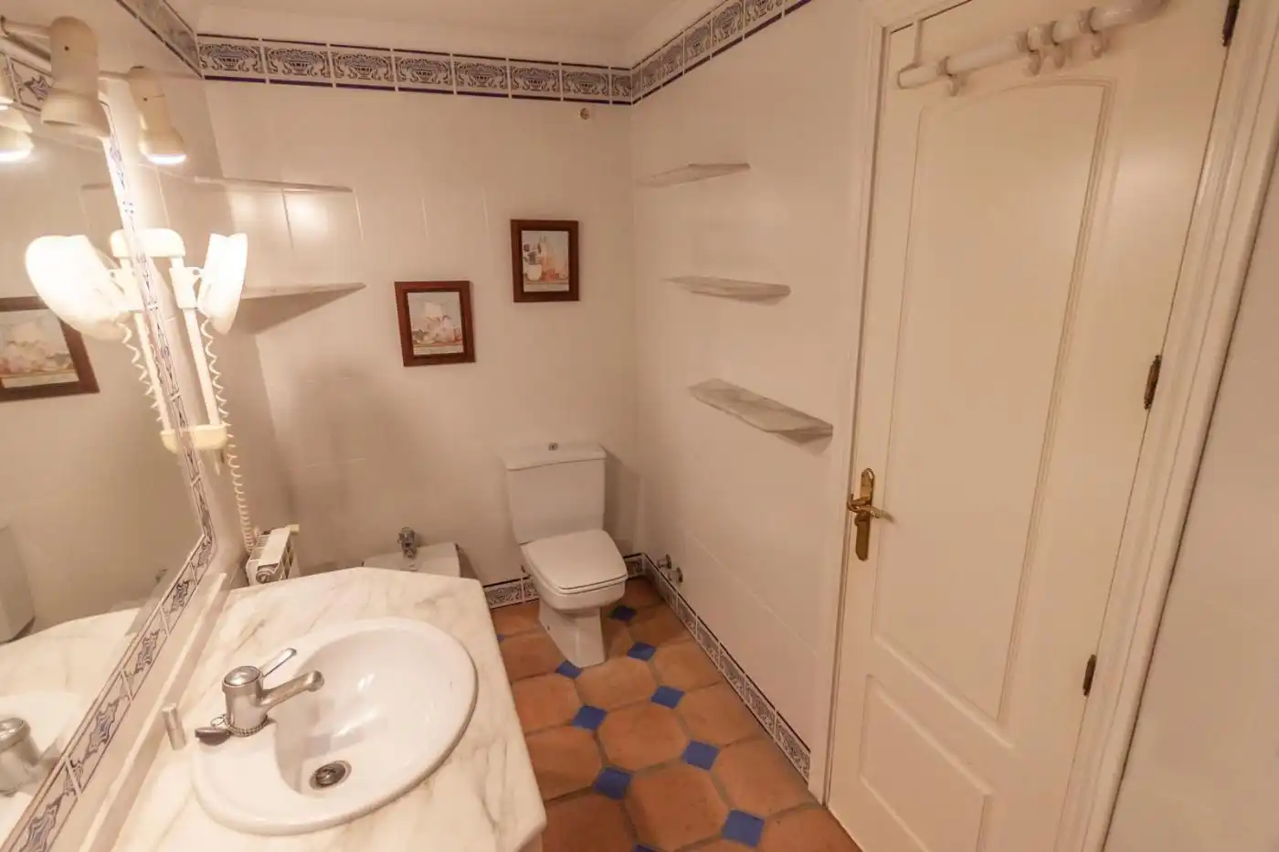 Penthouse with lift for sale in Estepona Pueblo, imagen 23