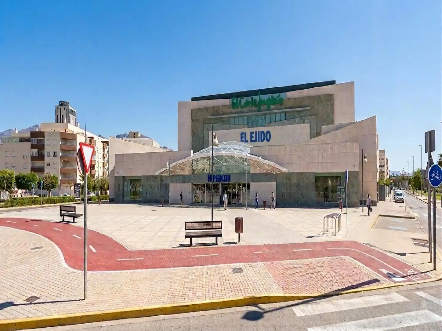 Vista exterior de Pis en venda en El Ejido