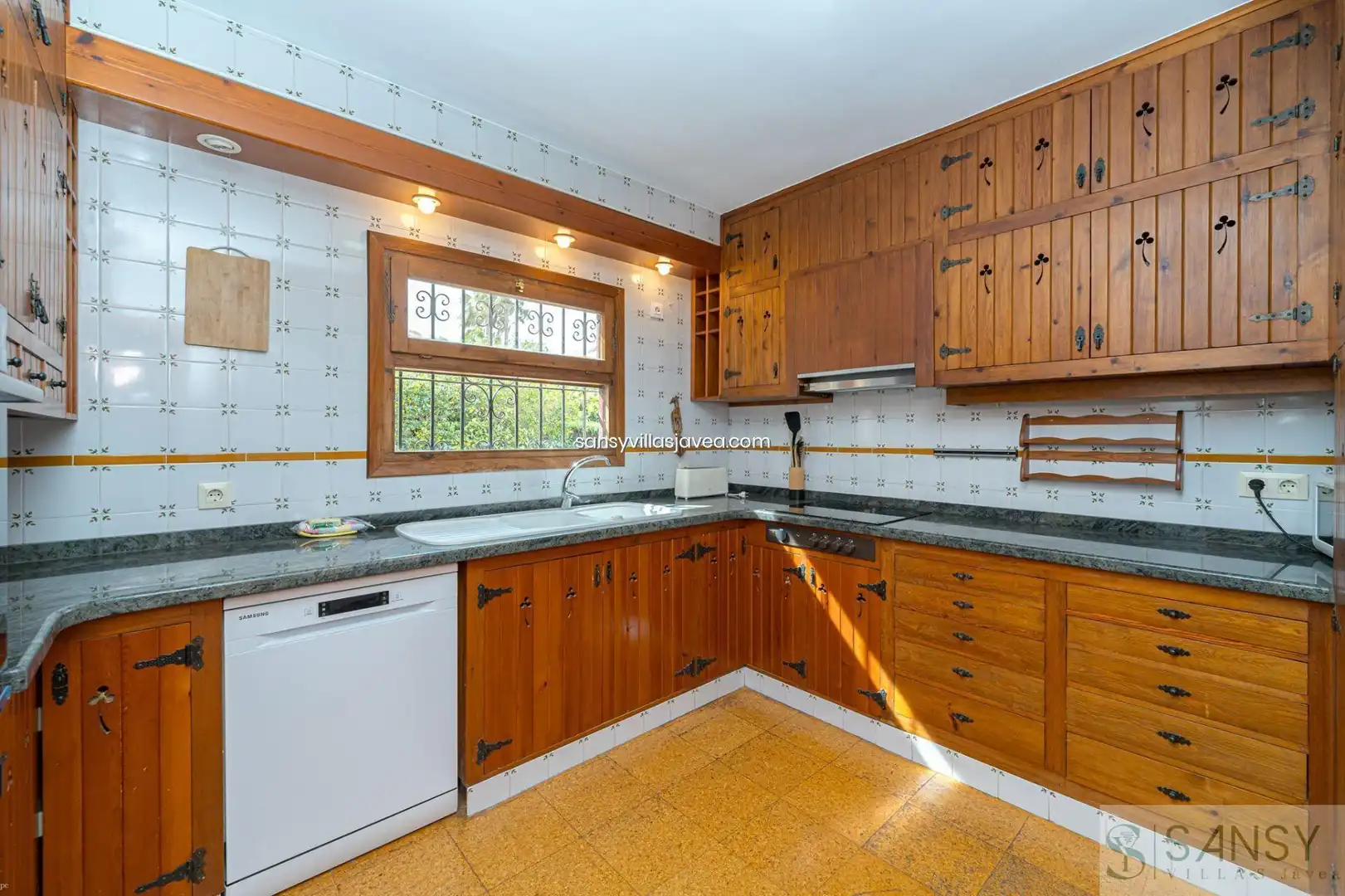 Kitchen of Houses for sale in Jávea / Xàbia  with Air Conditioner and Storage room