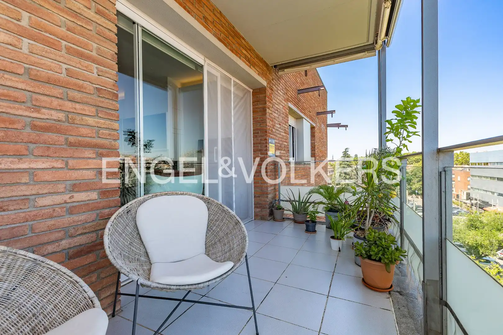 Terrace of Attic for sale in Sant Cugat del Vallès  with Heating, Parquet flooring and Swimming Pool