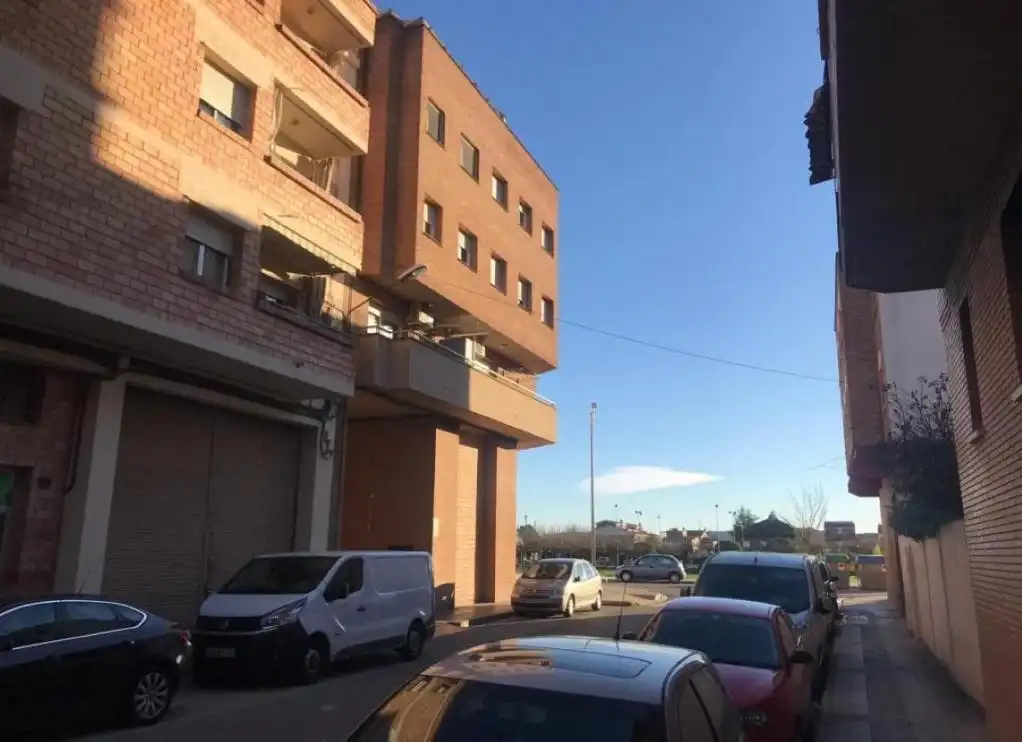 Parking with lift for sale in CIUTAT DE TARREGA, imagen 3