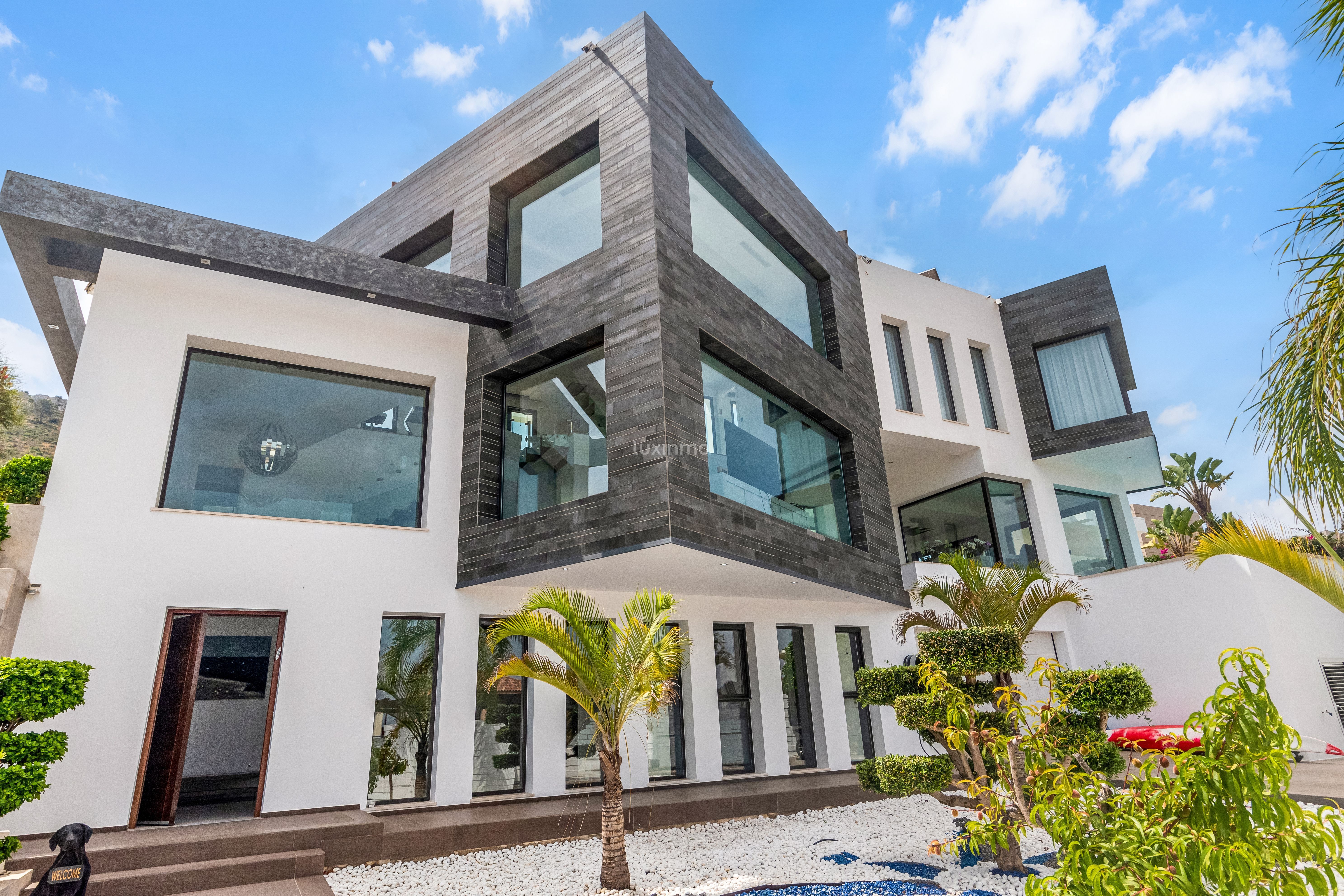 Vista exterior de Casa o xalet en venda en Jávea / Xàbia amb Aire condicionat, Terrassa i Traster