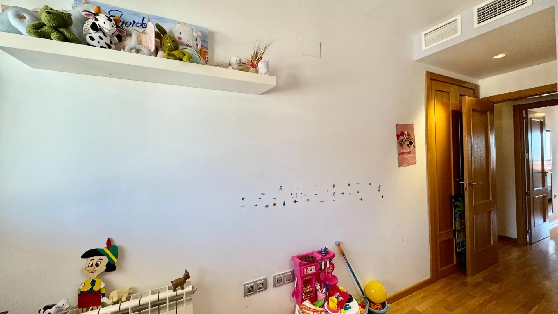 Flat for sale in Avenida Avenida de la Ilustración, 85, Campus de la Salud