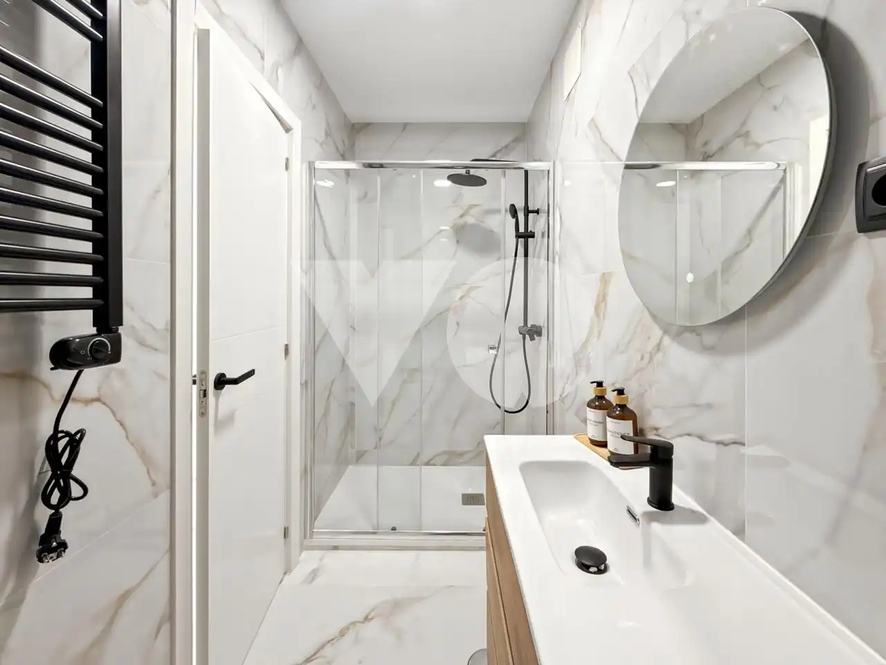 Bathroom of Ground floor for sale in San Sebastián de los Reyes  with Heating and Furnished