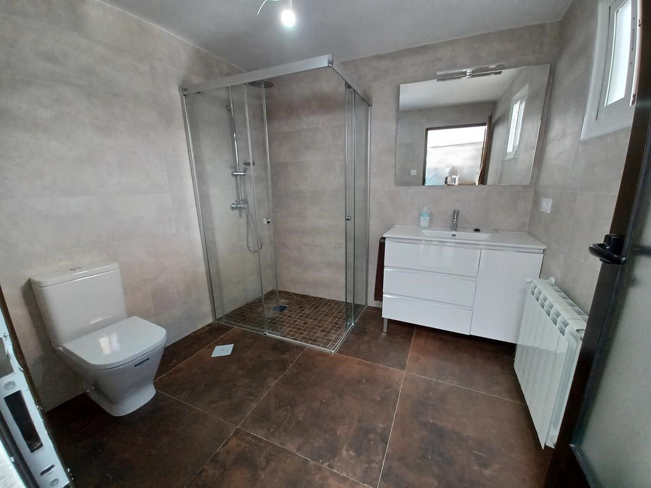 Bathroom of House or chalet for sale in La Roda  with Heating and Storage room