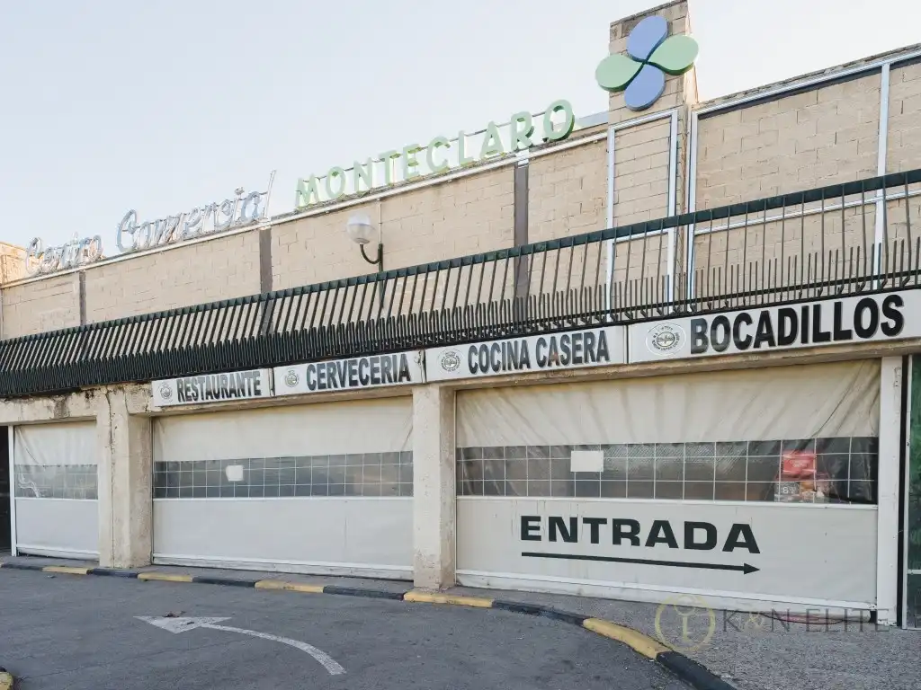 Local comercial en venta en Avenida Monteclaro, imagen 28