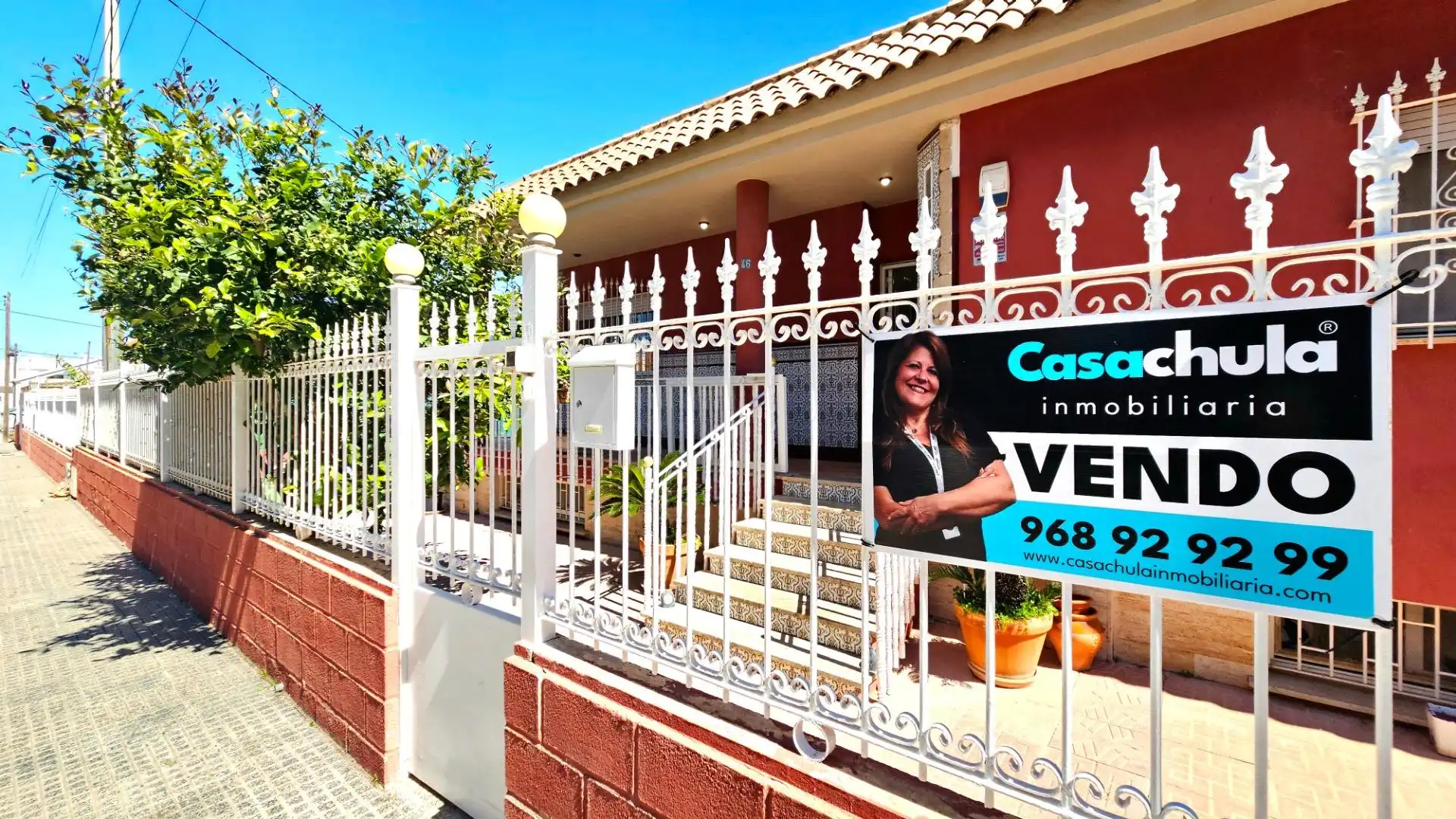 Vista exterior de Casa o chalet en venta en Cartagena con Aire acondicionado, Jardín privado y Piscina
