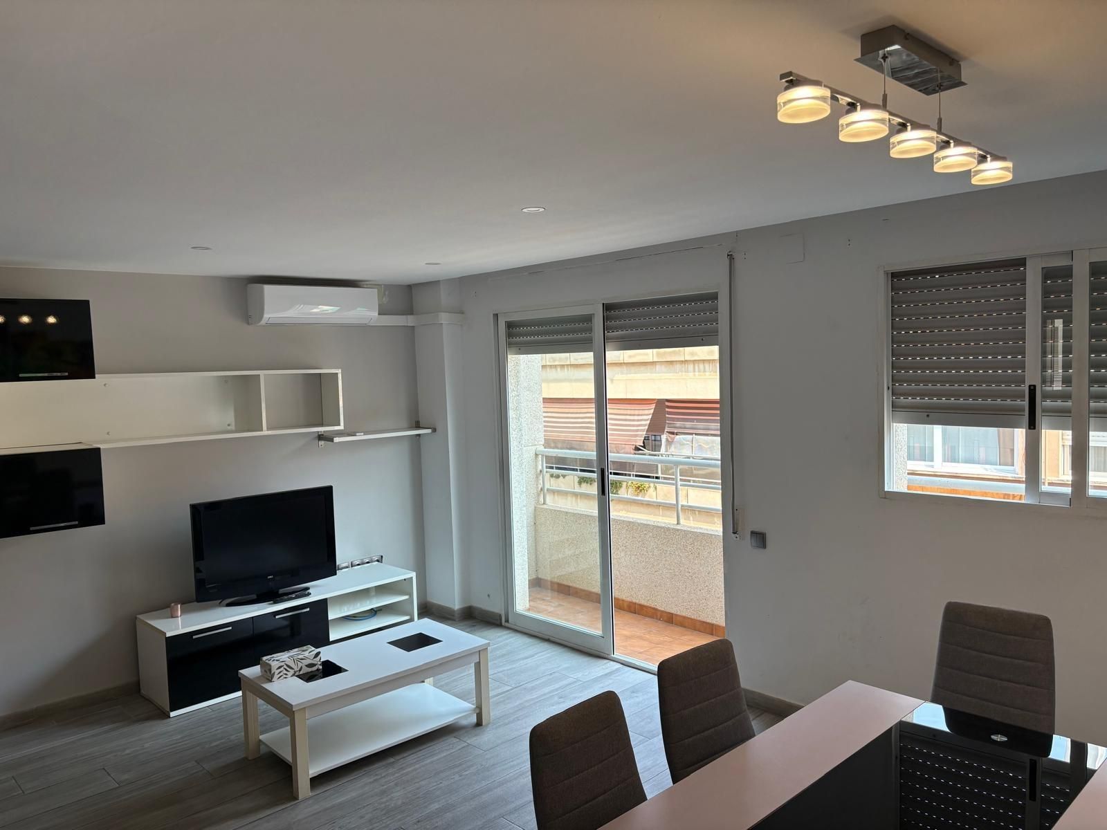 Sala d'estar de Dúplex de lloguer en Mislata amb Balcó