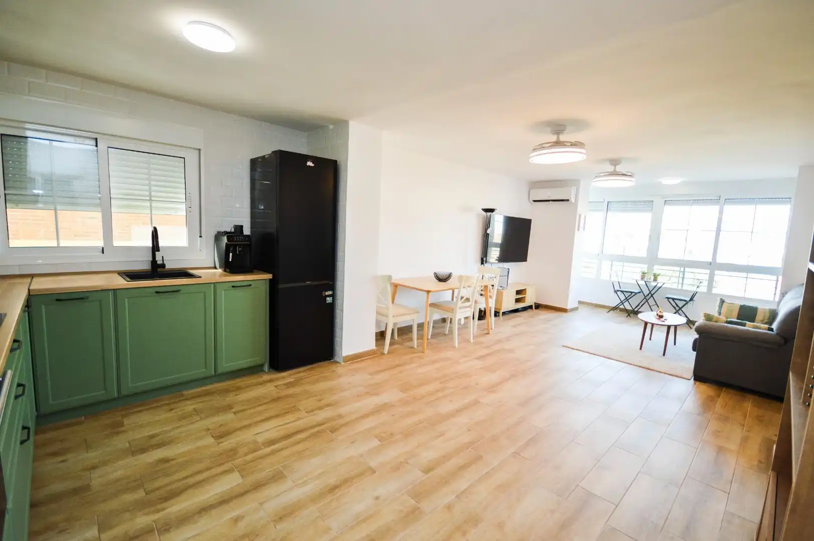 Cocina de Piso en venta en Almería con Aire acondicionado y Calefacción