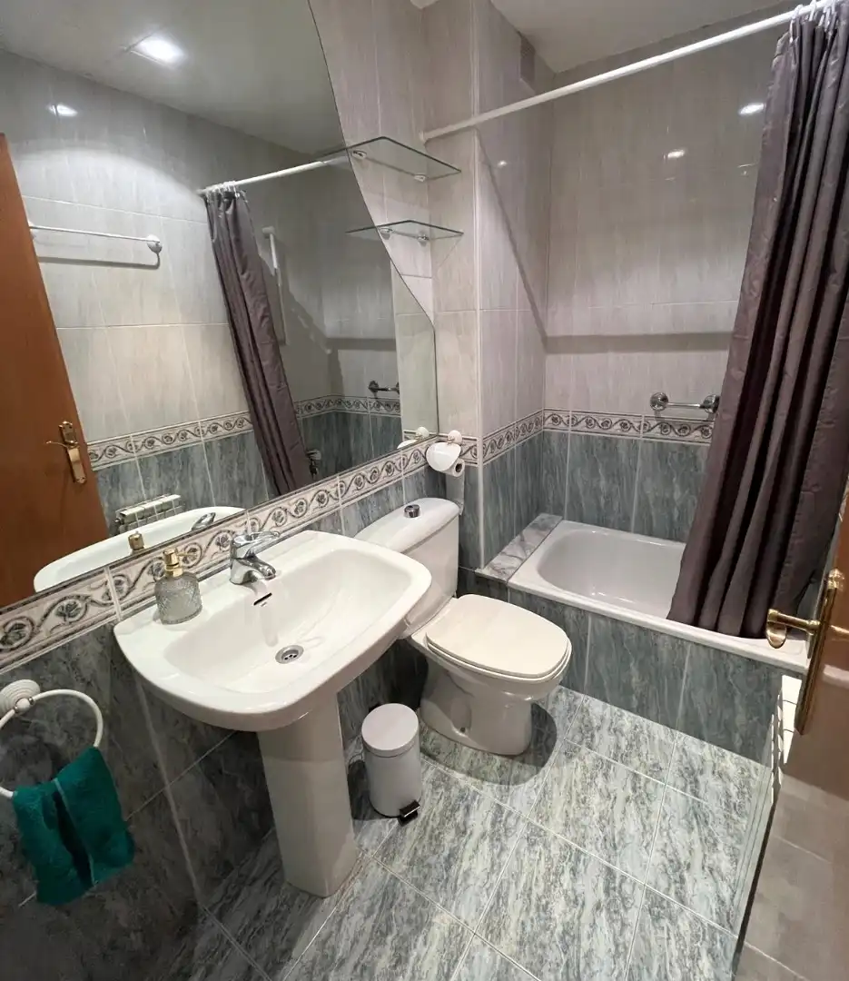 Bathroom of Flat for sale in Palamós  with Heating, Terrace and Oven