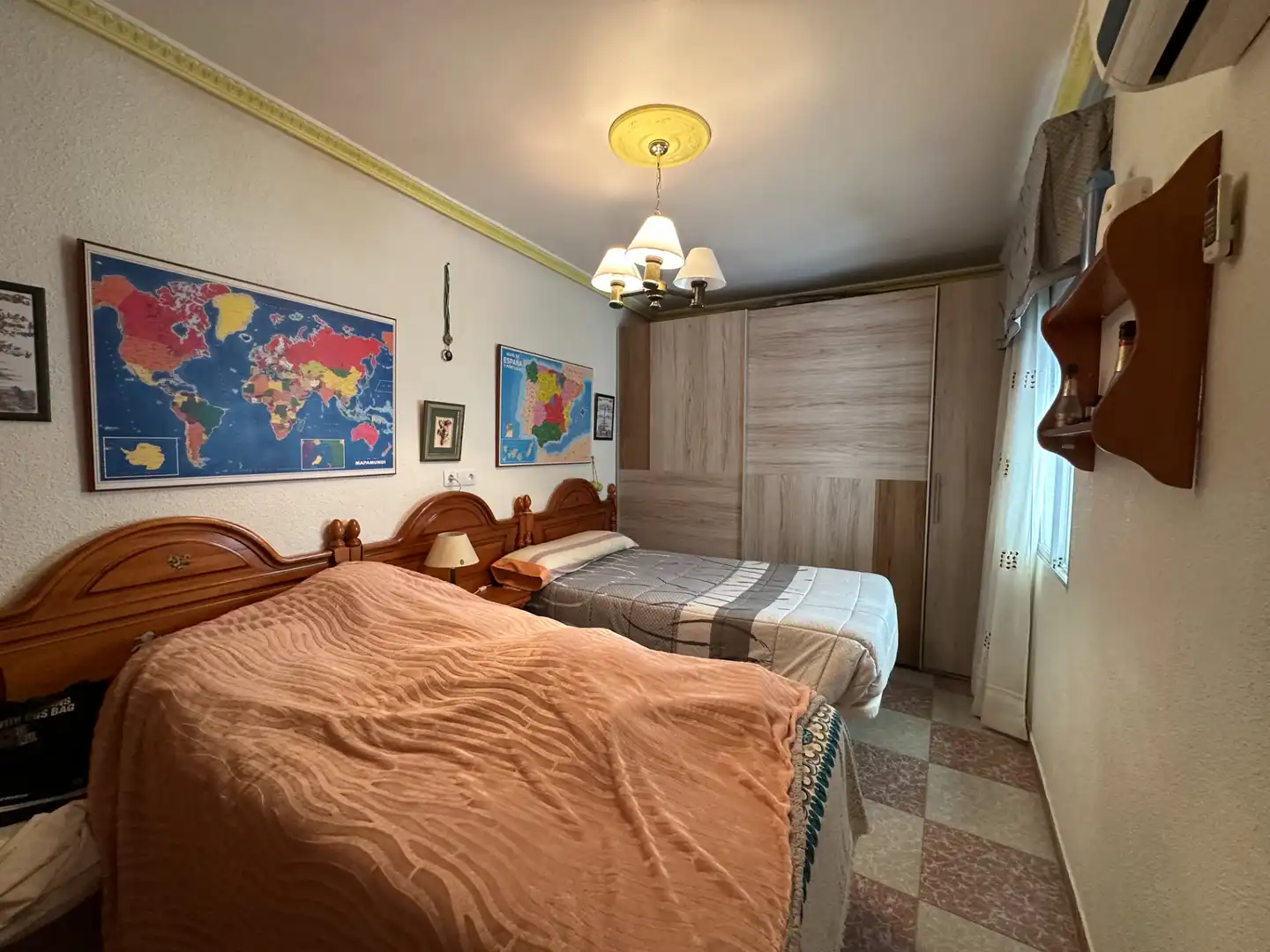 Dormitori de Casa o xalet en venda en Úbeda amb Aire condicionat i Terrassa