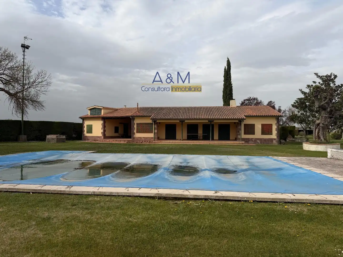 Chalet con piscina en venta en SUECIA, imagen 3
