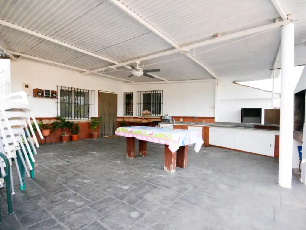 Terrace of Country homes for sale in Coín