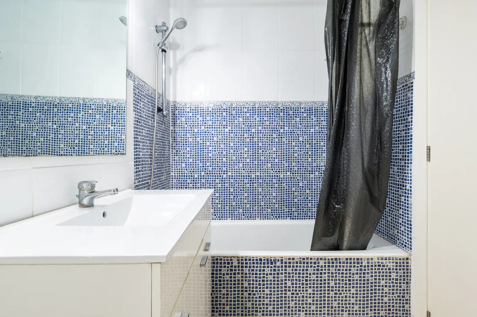 Baño de Piso en venta en  Palma de Mallorca con Aire acondicionado, Parquet y Terraza
