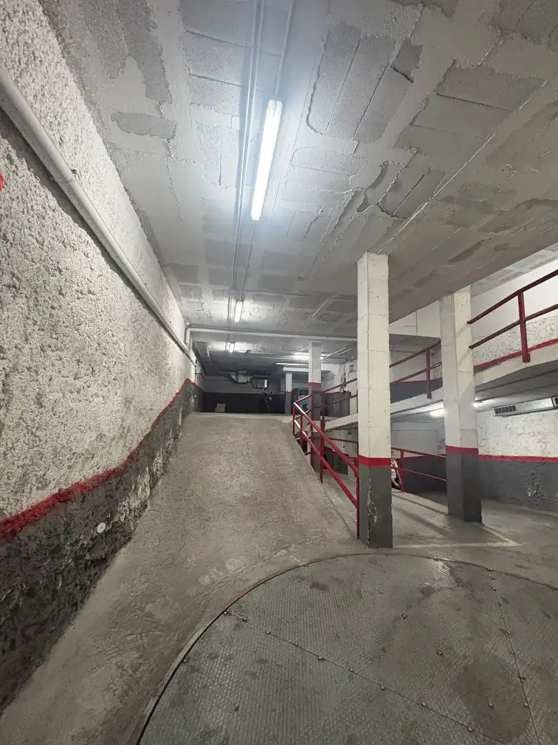 Parkplatz von Garage zur Miete in Barcelona