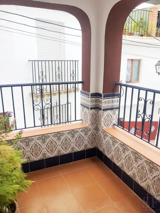 Casa adosada en venta en Cómpeta