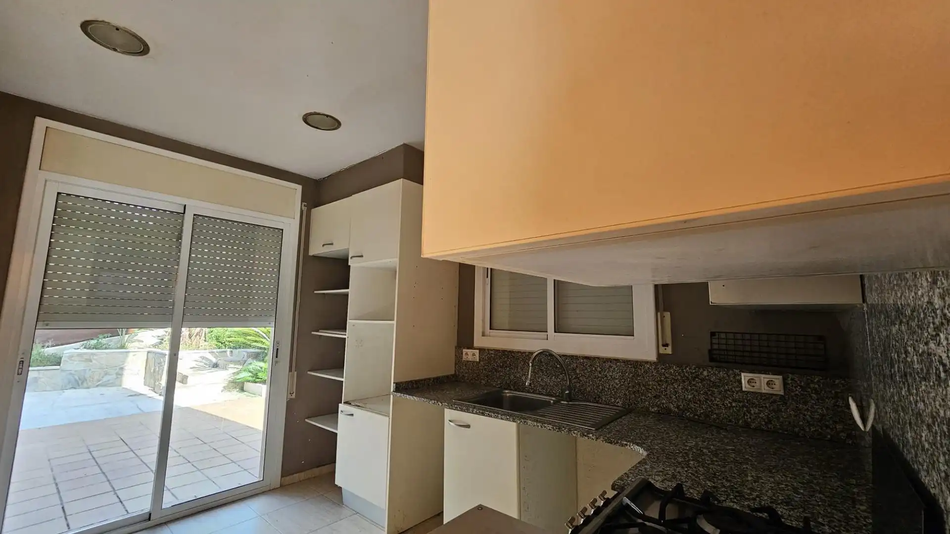 Cocina de Casa o chalet en venta en Calafell con Jardín privado