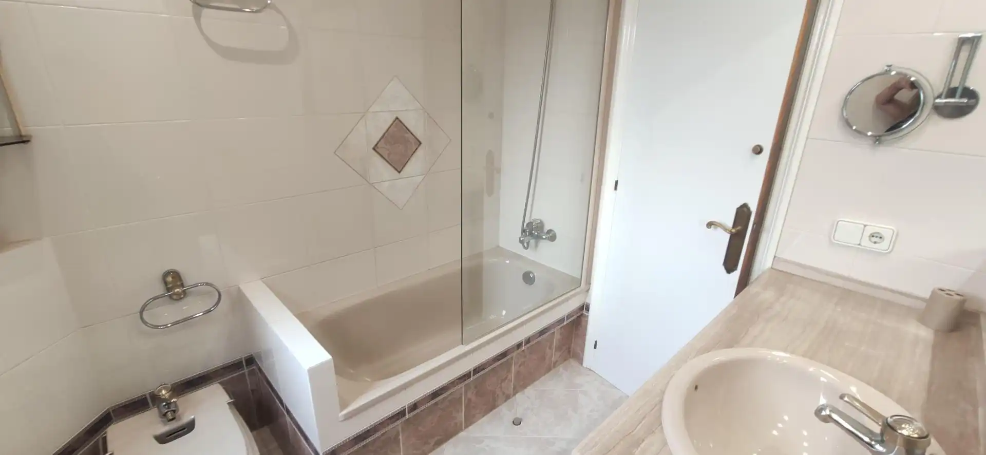 Bany de Casa o xalet en venda en Tarragona amb Jardí privat, Terrassa i Piscina
