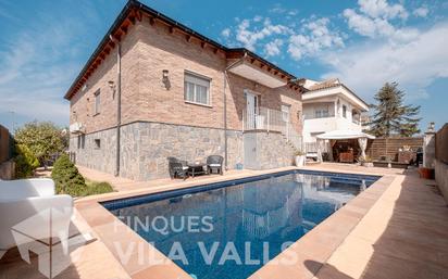 Swimming pool of House or chalet for sale in Palau-solità i Plegamans  with Air Conditioner, Heating and Private garden