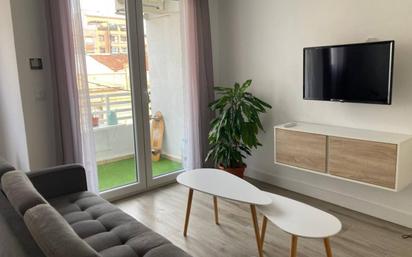Living room of Flat for sale in  Valencia Capital  with Air Conditioner, Heating and Parquet flooring