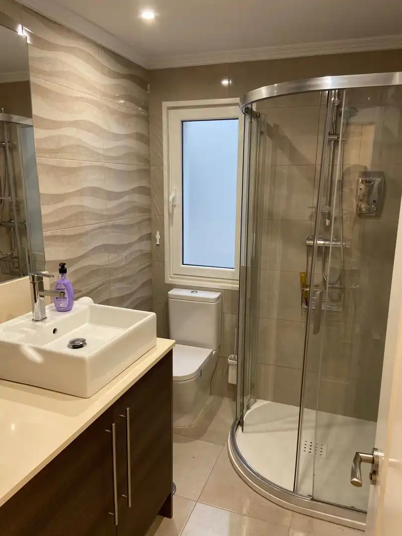 Bathroom of Flat for rent in Gijón   with Heating
