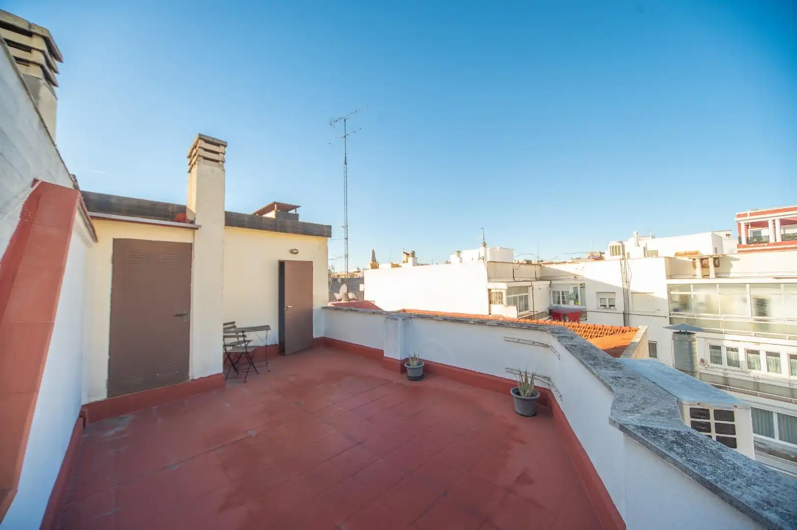 Terraza de Estudio de alquiler en Madrid con Aire acondicionado, Calefacción y Parquet