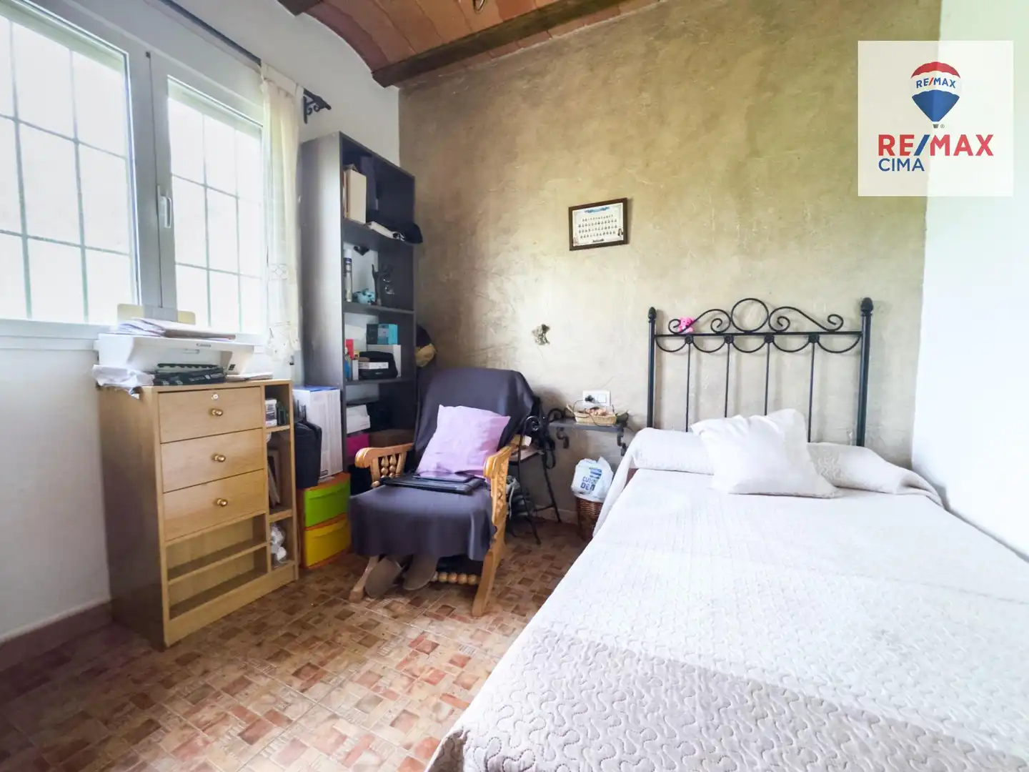 Dormitori de Casa o xalet en venda en Pozo Alcón amb Aire condicionat, Calefacció i Jardí privat