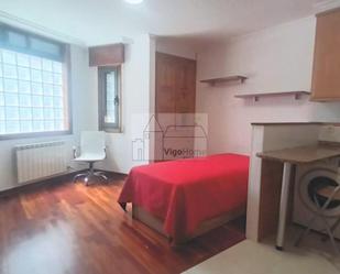 Bedroom of Study to rent in Vigo 