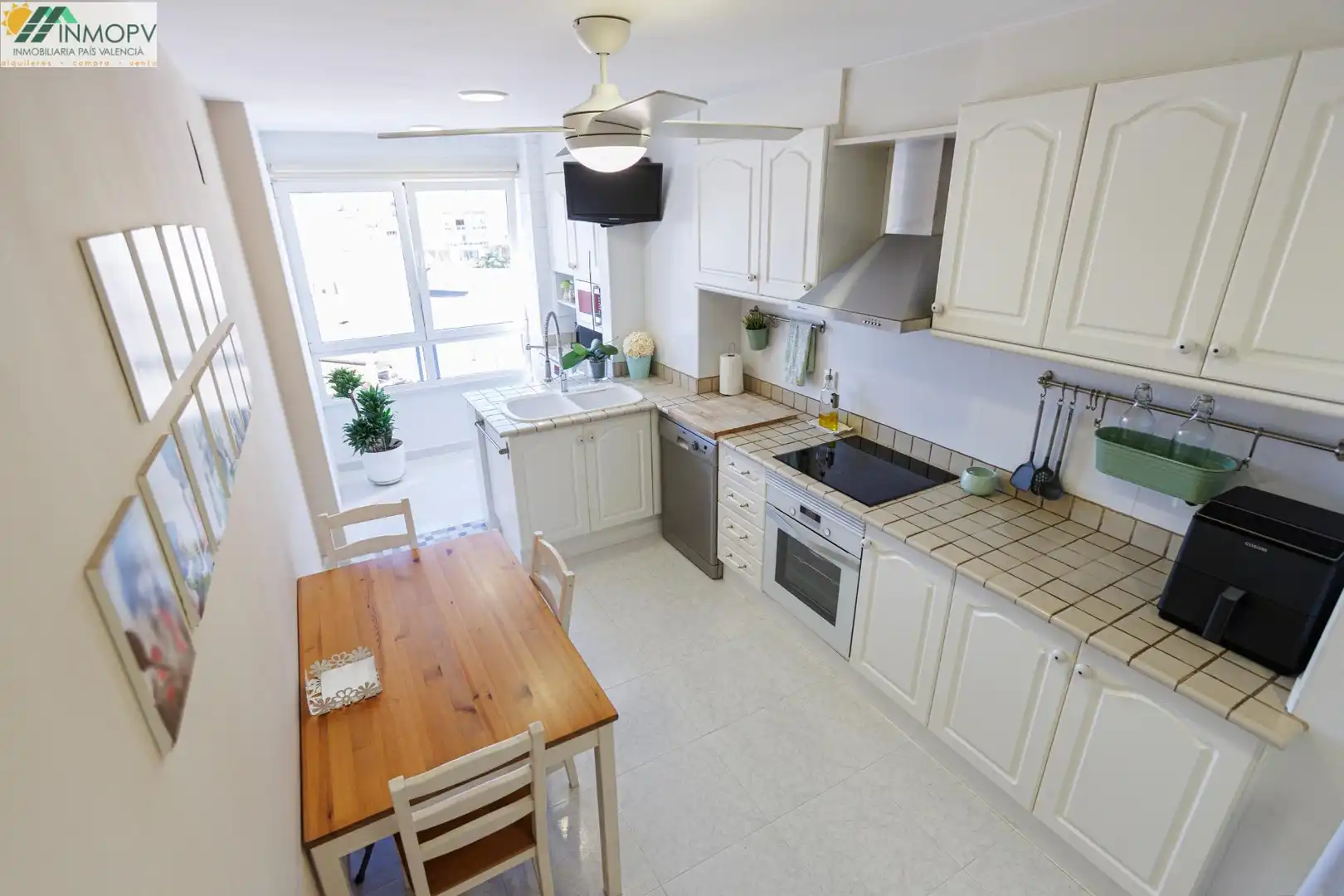 Flat with terrace for sale in Casco Urbano, imagen 7