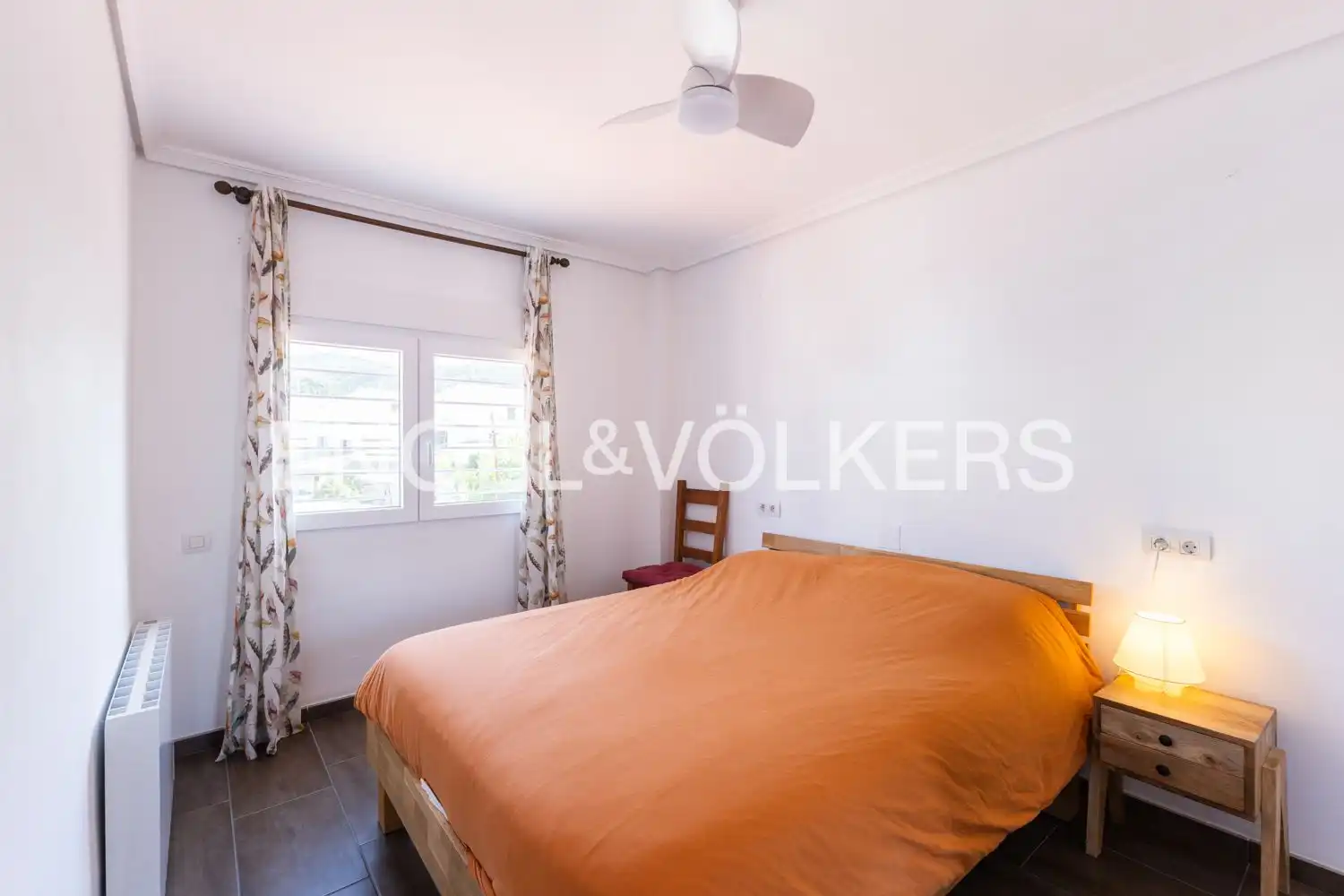 Habitación de Casa o chalet en venta en Benicasim / Benicàssim con Aire acondicionado, Calefacción y Jardín privado