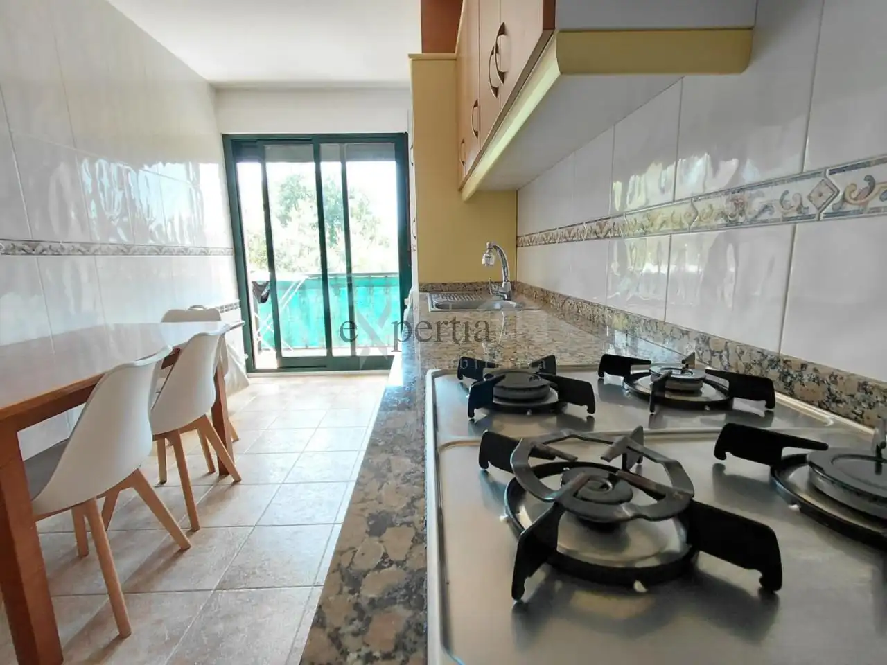 Cocina de Apartamento de alquiler en Boiro con Calefacción, Terraza y Amueblado